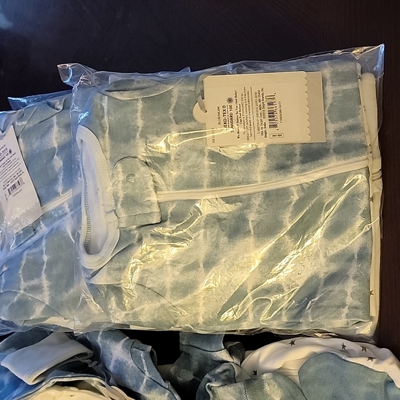 Baby one piece pj's hand covers - Picture 5 of 5